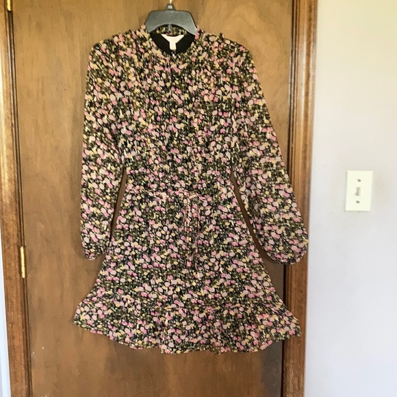 Relist9/28🔺LC Lauren Conrad floral print mini dress ruffle & metallic detail XS - Picture 3 of 17